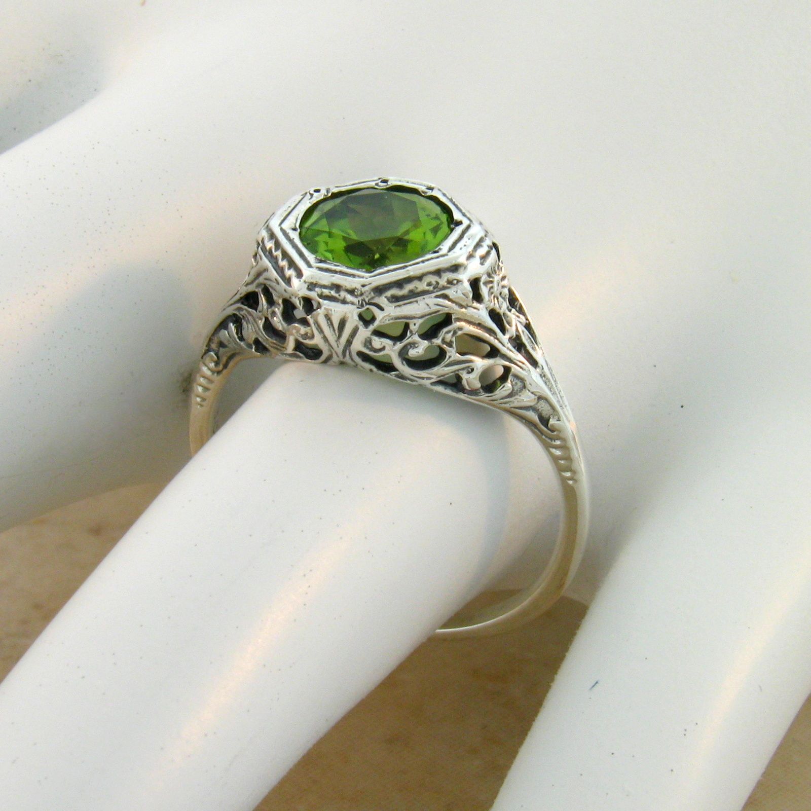 ... sterling silver art deco ring ring size 10 the top of the ring