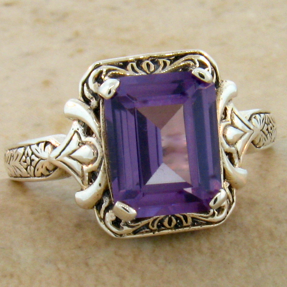 COLOR CHANGING LAB ALEXANDRITE ANTIQUE DESIGN .925 STERLING SILVER RING ...
